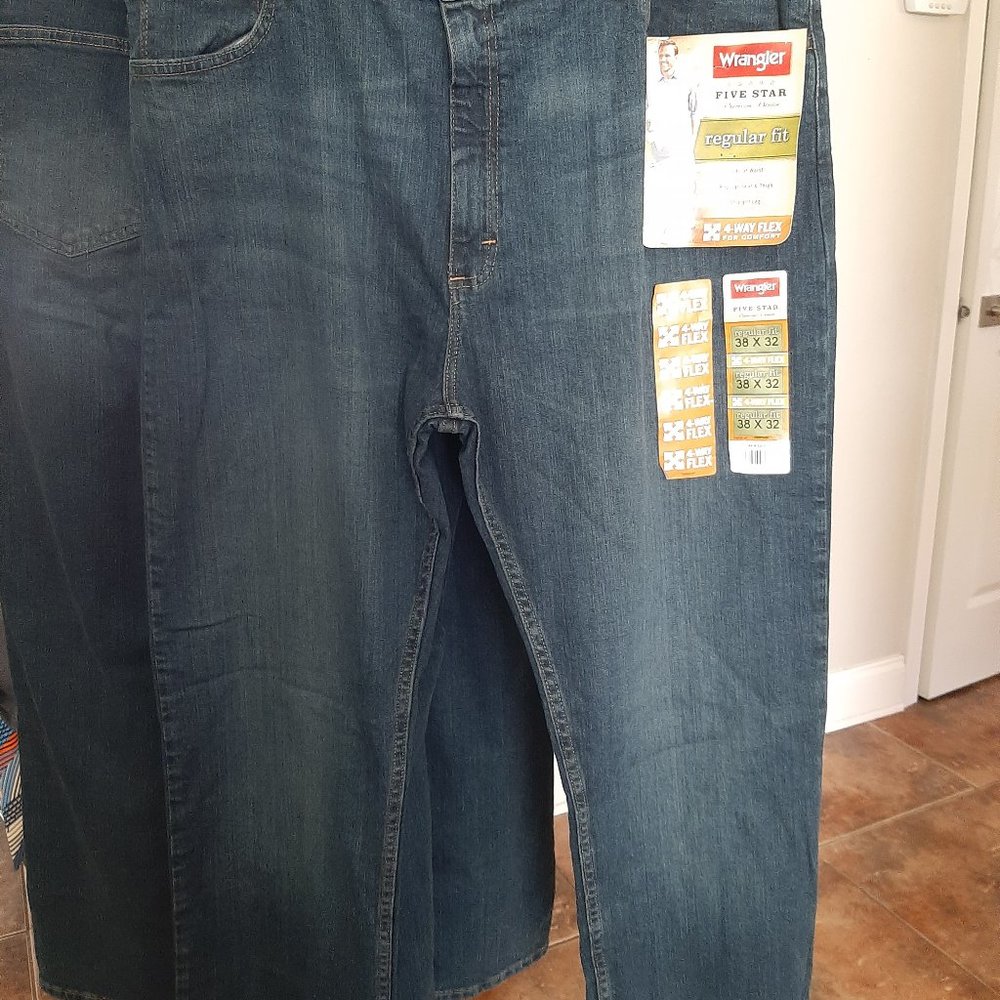Wrangler 5 Star Premium Regular Fit. Flex. 38x32.